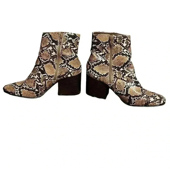 Madden Girl Brown/White Snake Print Buckle Zip Ankle Boot Sz.8.5 - Picture 4 of 5